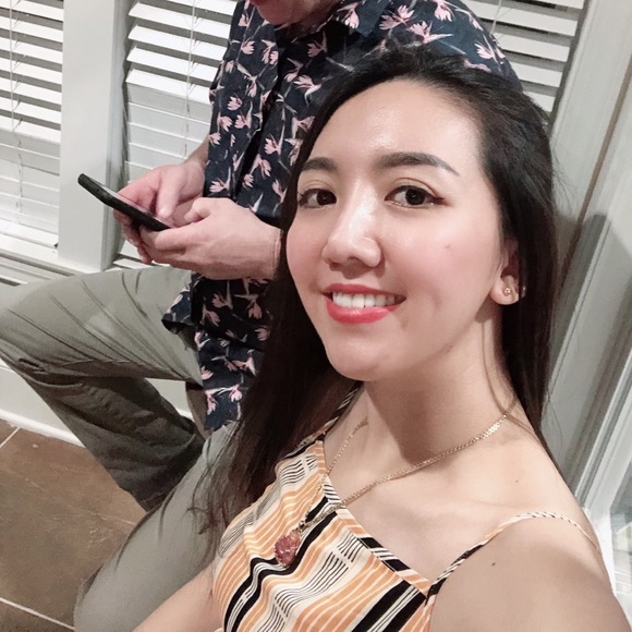 Meet your Posher, T thuy hang - Picture 1 of 1